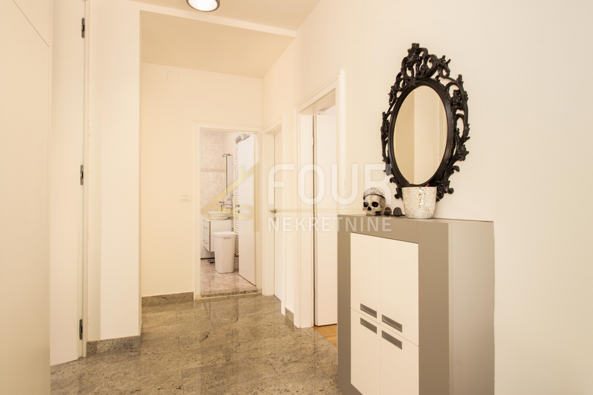 Stanovanje Ičići, Opatija - Okolica, 75m2