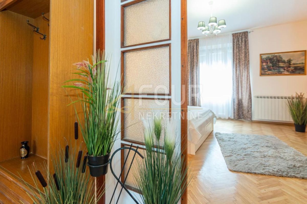 Stanovanje Opatija - Centar, Opatija, 140,67m2