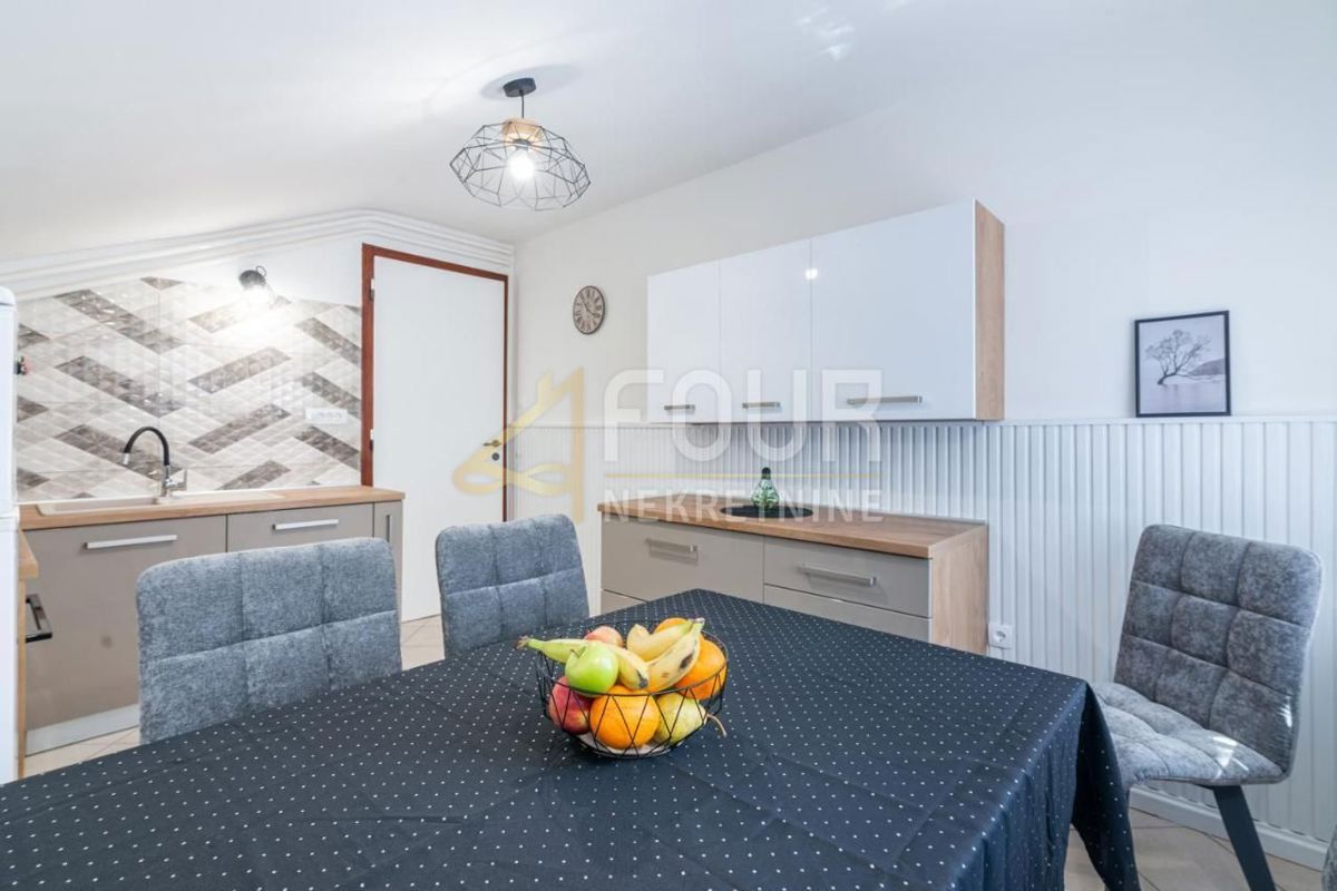 Stanovanje Opatija - Centar, Opatija, 140,67m2