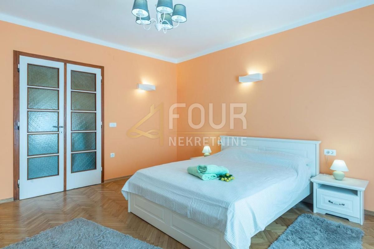 Stanovanje Opatija - Centar, Opatija, 140,67m2