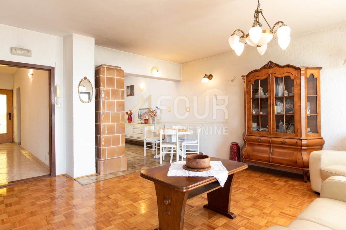 Hiša Crikvenica, 309,60m2