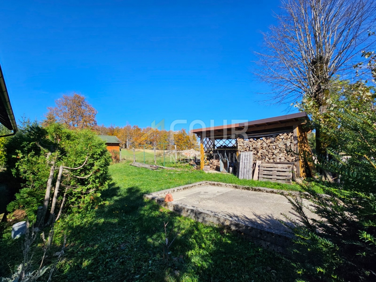 Hiša Stari Laz, Ravna Gora, 260m2