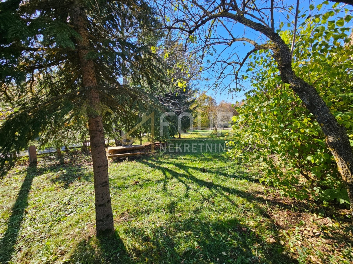 Hiša Stari Laz, Ravna Gora, 260m2