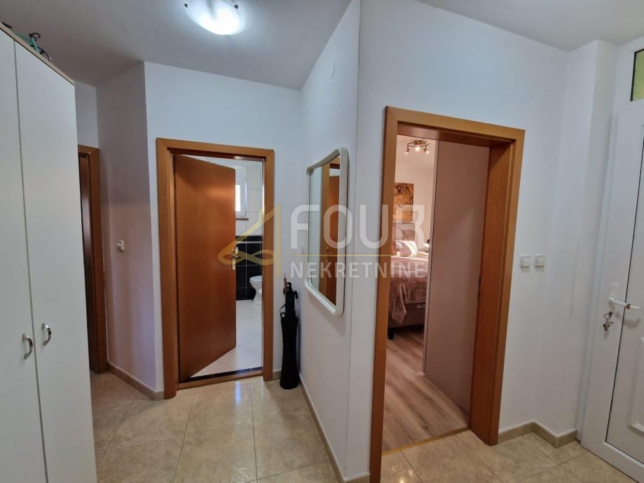 Hiša Veli vrh, Pula, 140m2