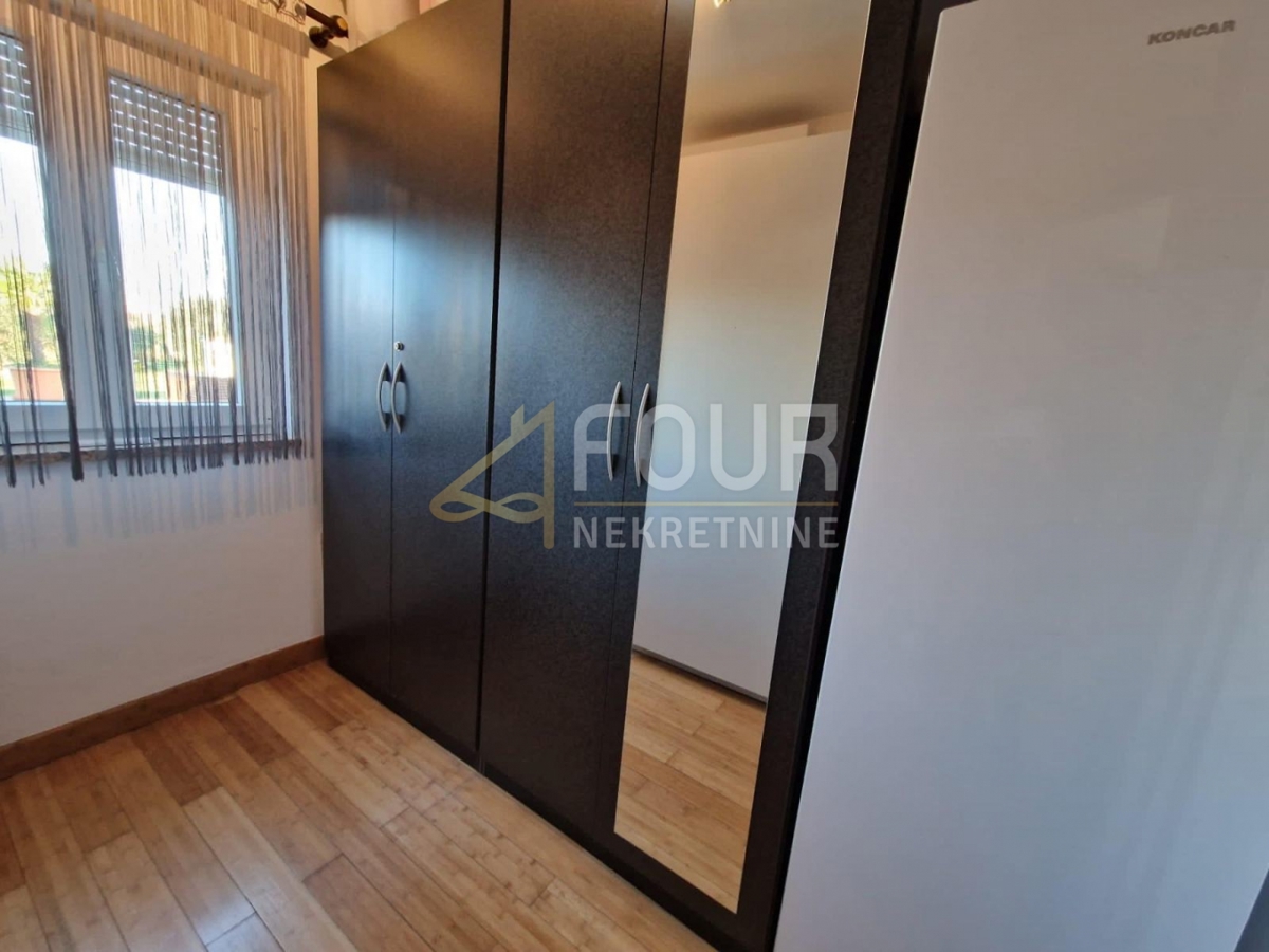 Hiša Veli vrh, Pula, 140m2