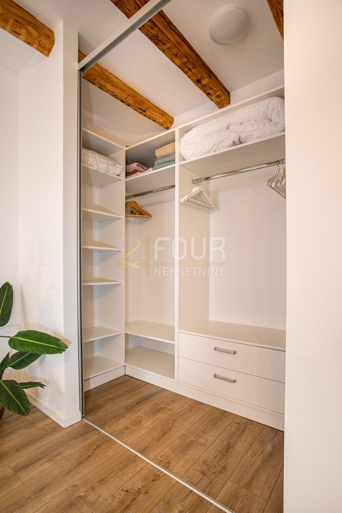 Stanovanje Centar, Rijeka, 74,35m2