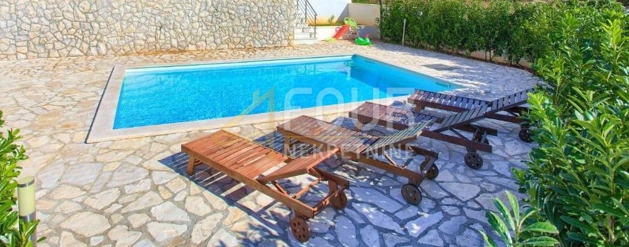Hiša Linardići, Krk, 170m2