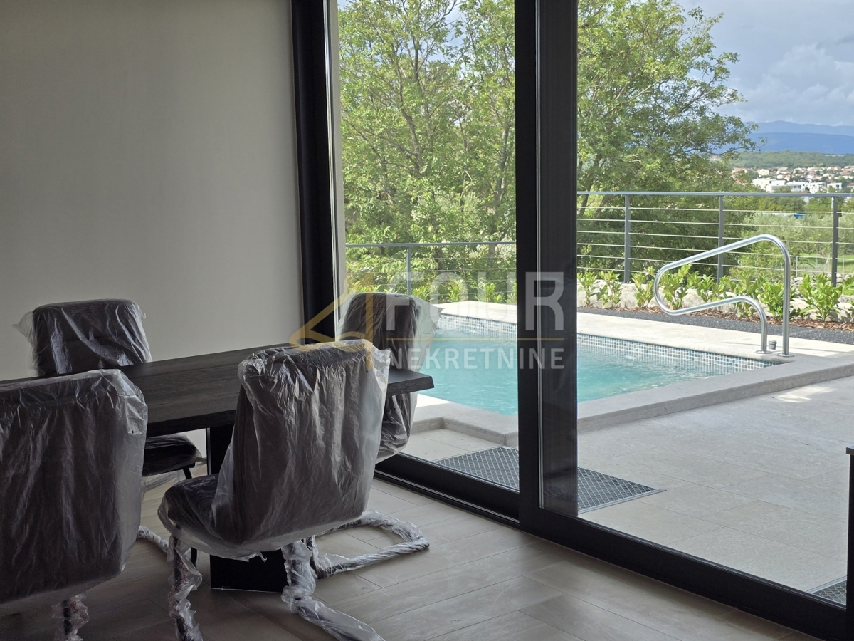 Stanovanje Malinska, Malinska-Dubašnica, 225m2