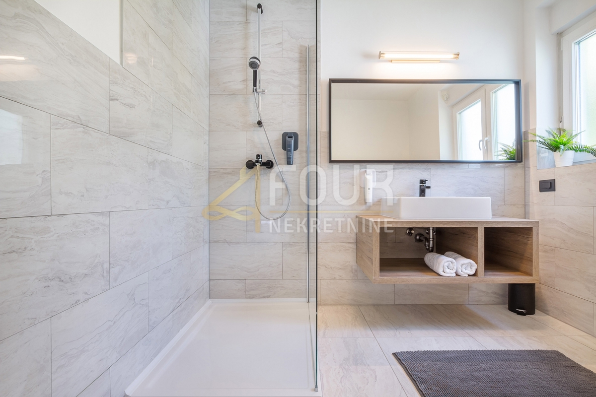 Hiša Opatija - Centar, Opatija, 242m2