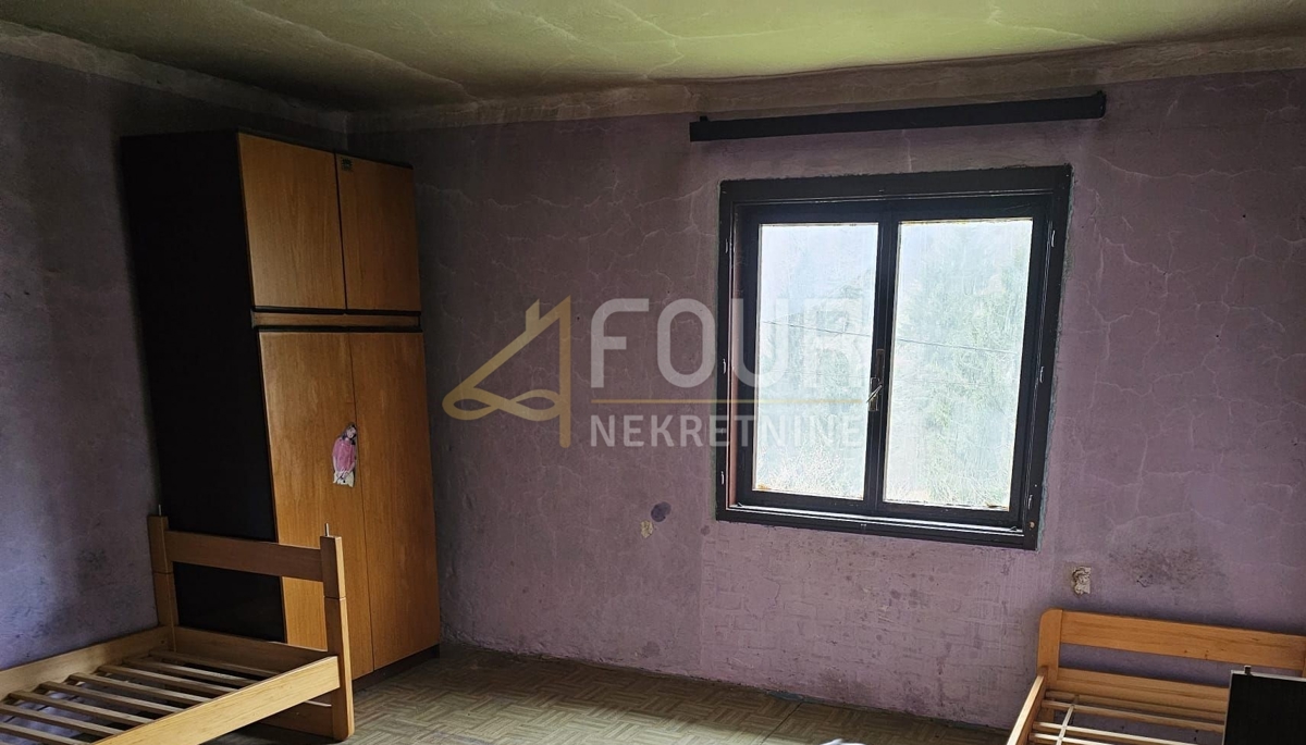 Hiša Kozji Vrh, Čabar, 168m2