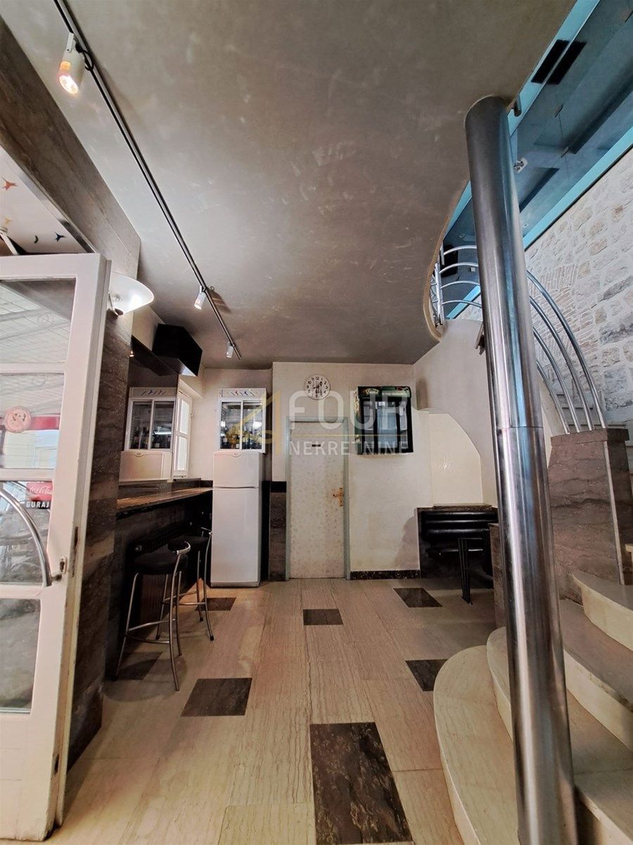 Hiša Novi Vinodolski, 173,71m2