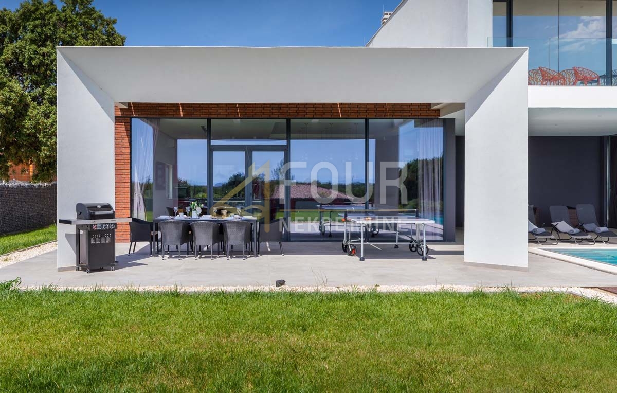 Hiša Ližnjan, 268m2