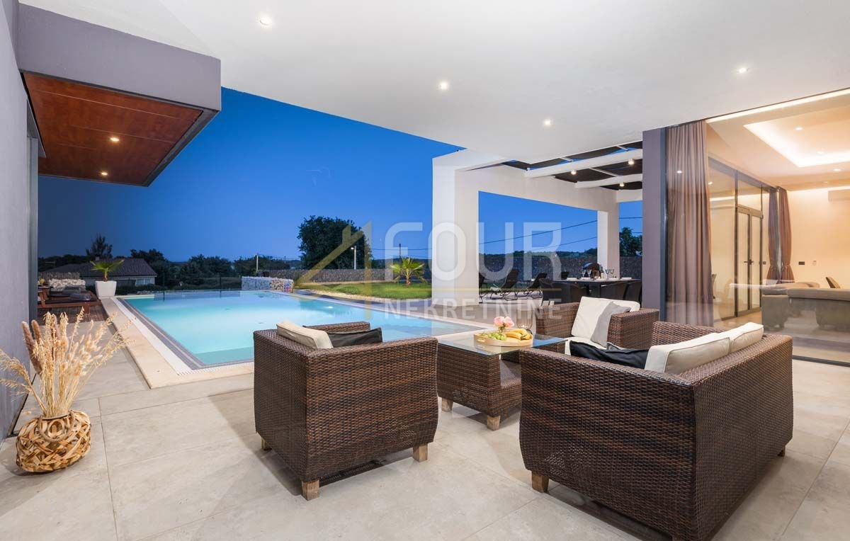 Hiša Ližnjan, 268m2