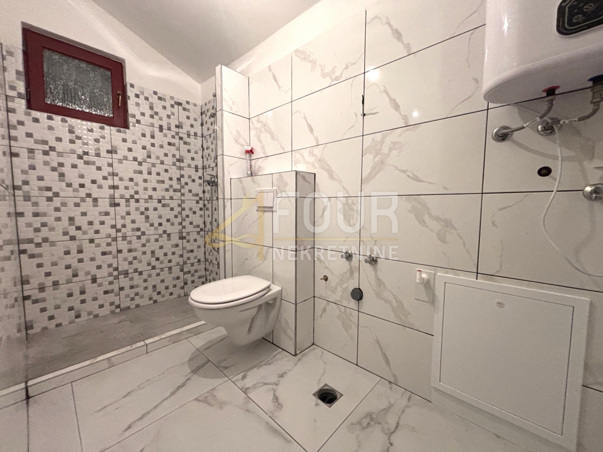 Hiša Novi Vinodolski, 174m2