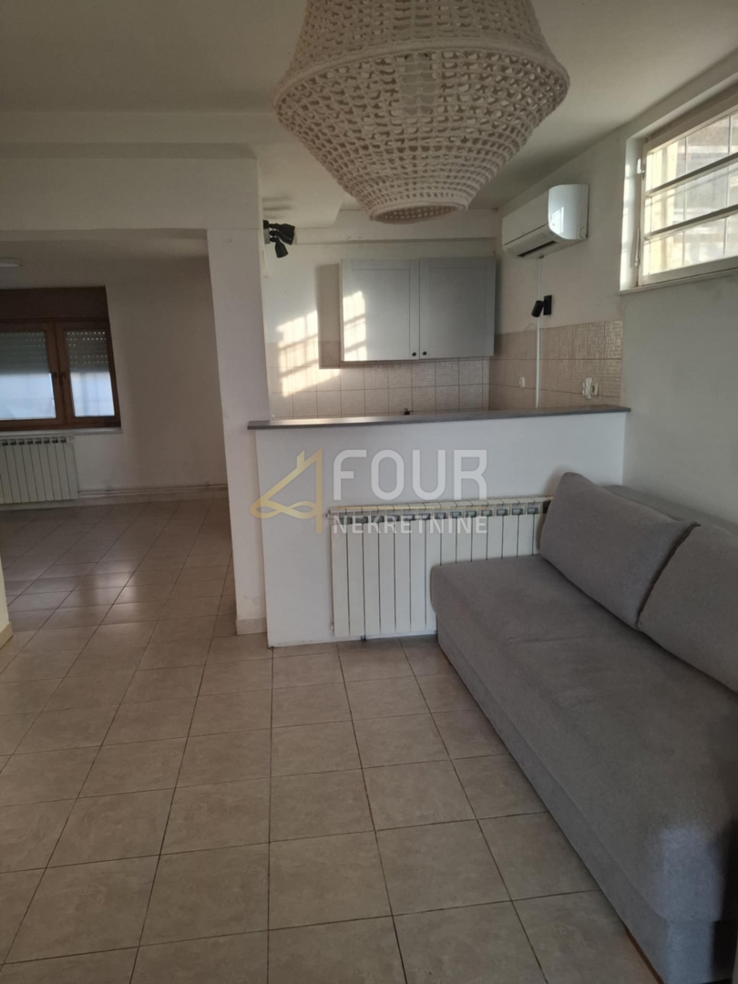 Hiša Matulji, 239,73m2