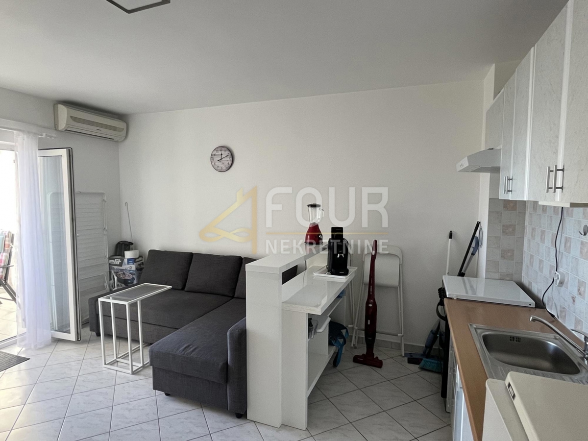 Stanovanje Dramalj, Crikvenica, 33,79m2