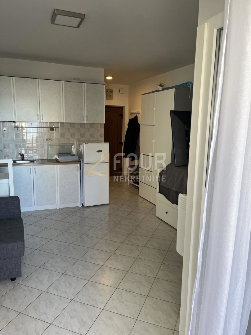 Stanovanje Dramalj, Crikvenica, 33,79m2