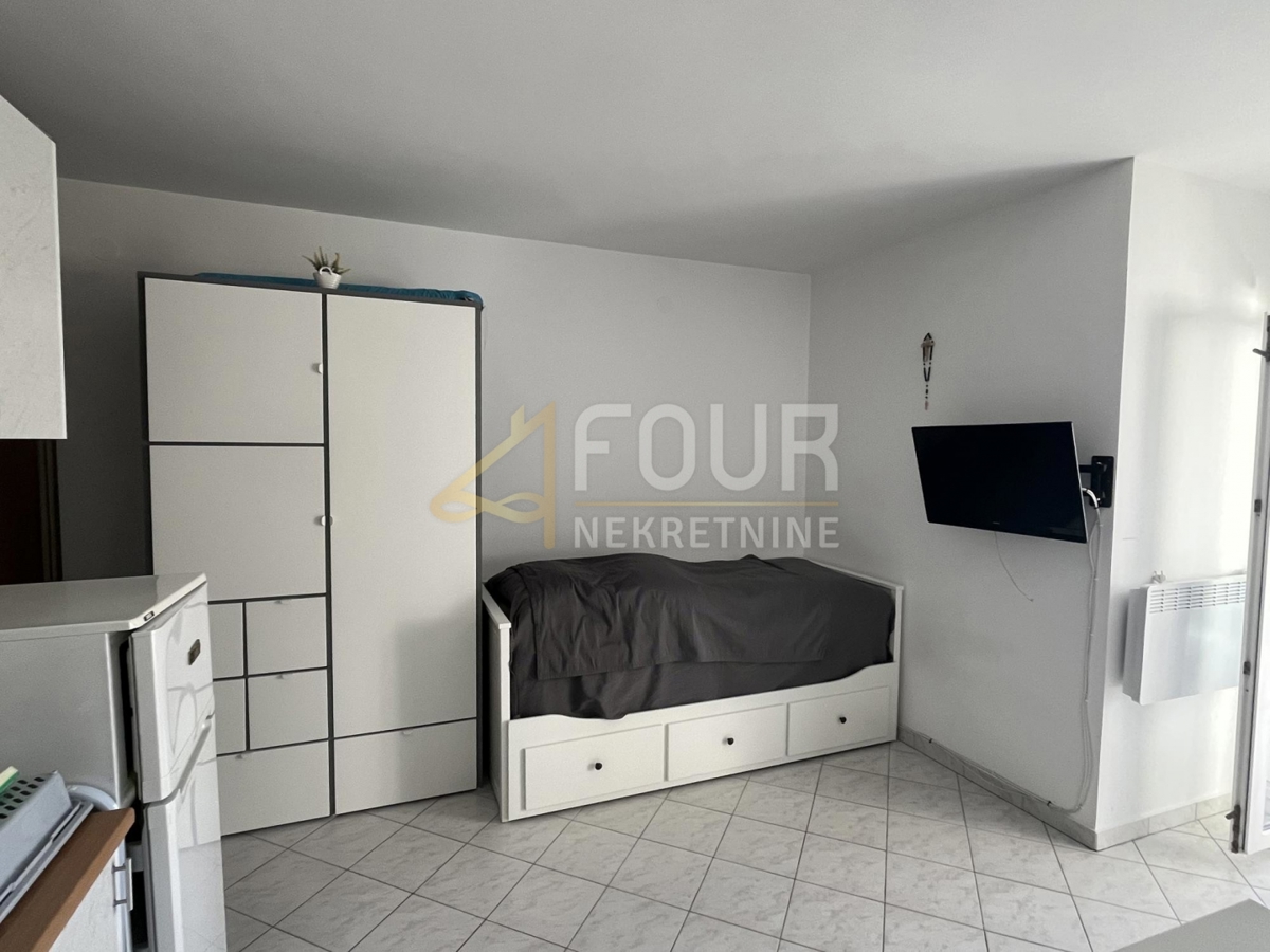 Stanovanje Dramalj, Crikvenica, 33,79m2