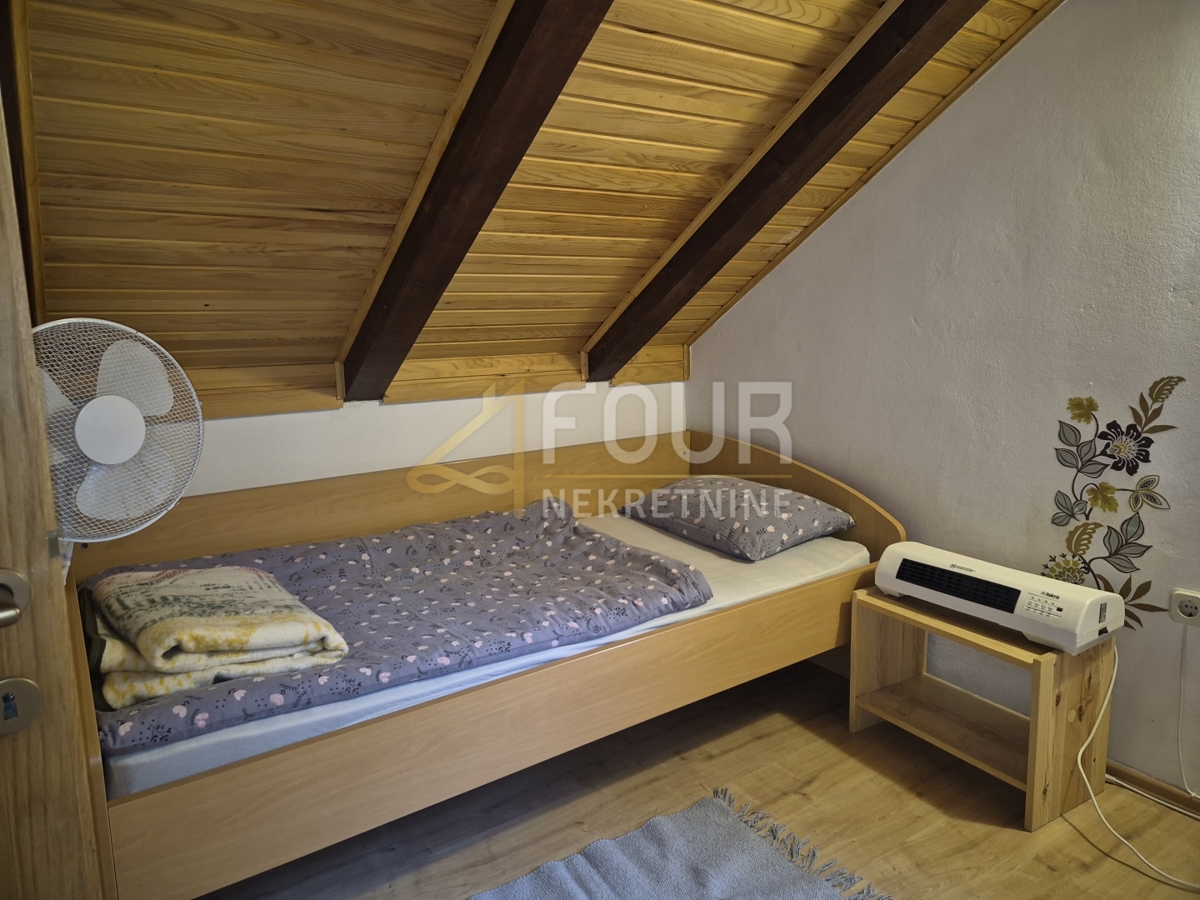 Hiša Delnice, 220m2