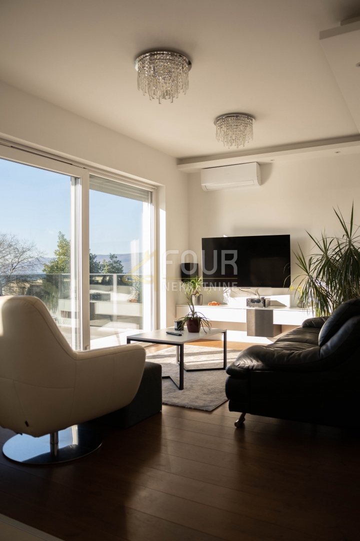 reka, Turniš, 3s+db, 114,75m2, terasa, pogled na morje