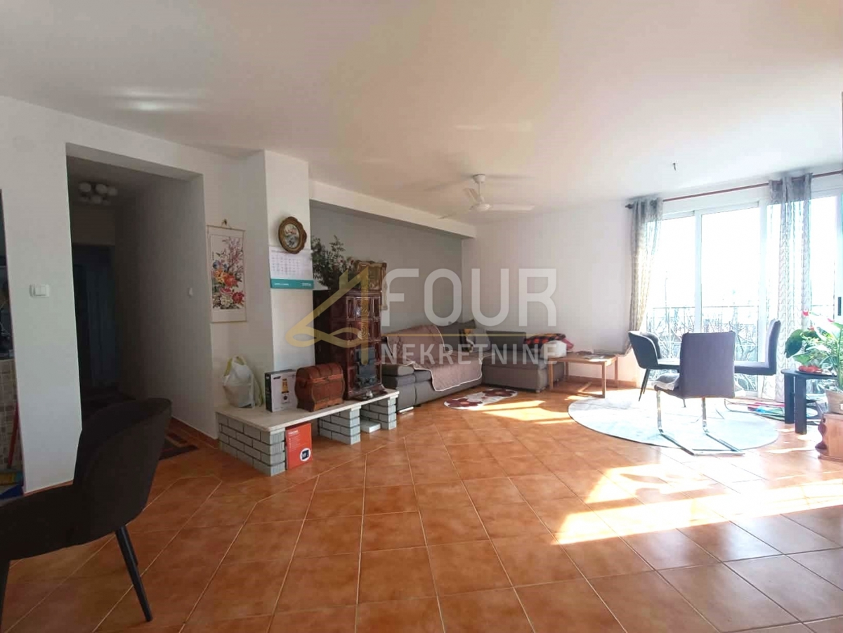 Stanovanje Lovran, 80m2