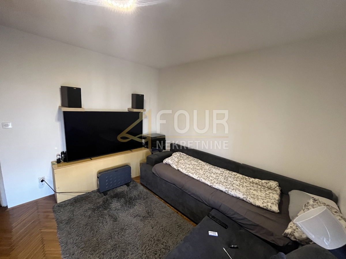 Stanovanje Centar, Pula, 88,32m2