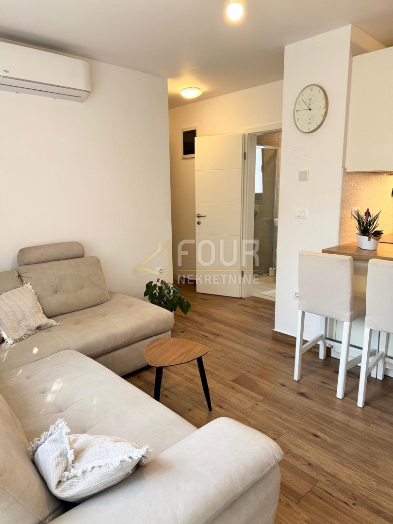 Istra, Medulin, Banjole, 2s+db, 45.22m2