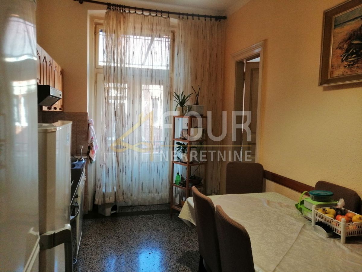 Stanovanje Centar, Rijeka, 129,99m2