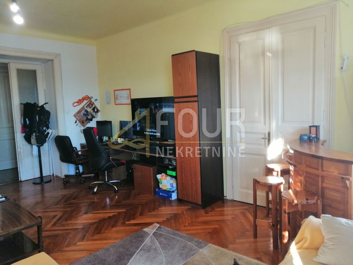 Stanovanje Centar, Rijeka, 129,99m2