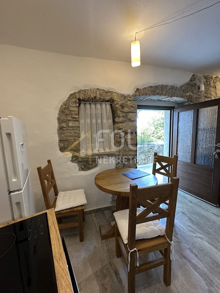 Hiša Omišalj, 54m2