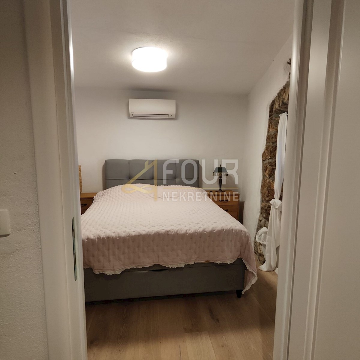 Hiša Omišalj, 54m2