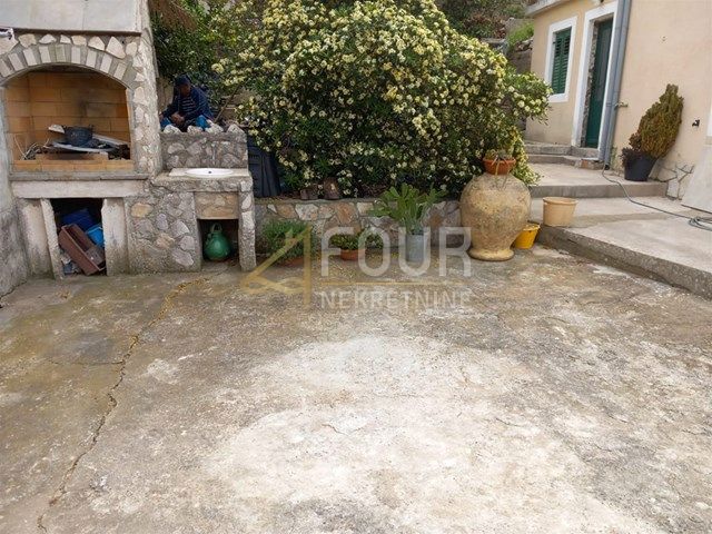 Hiša Mali Lošinj, 200m2