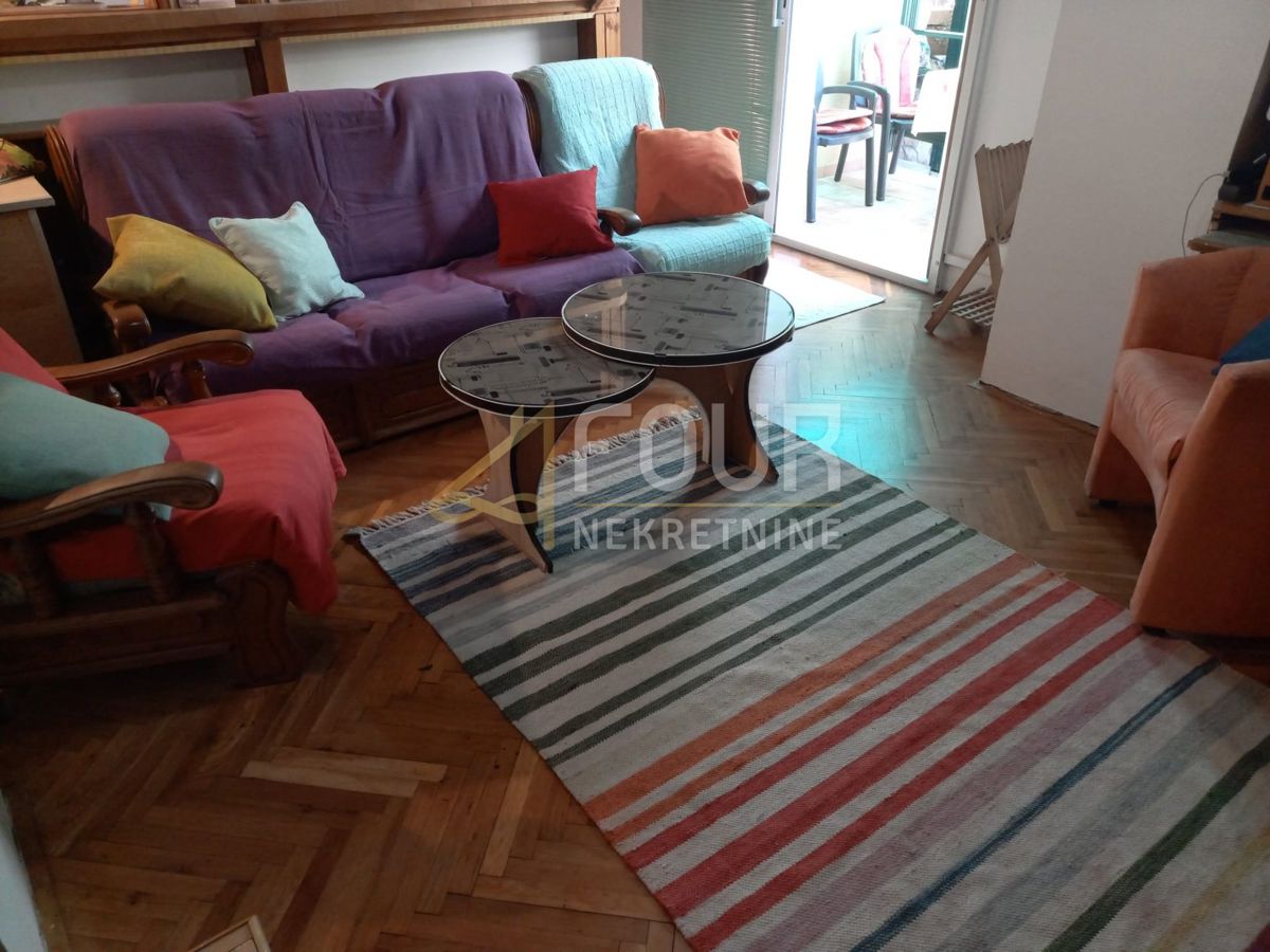 Hiša Mali Lošinj, 200m2