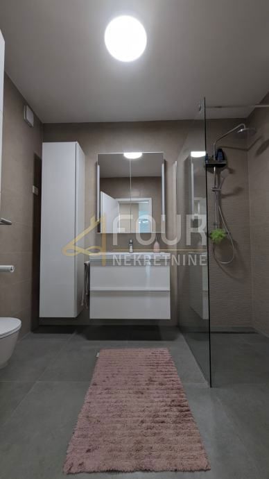 Stanovanje Novigrad, 88,90m2