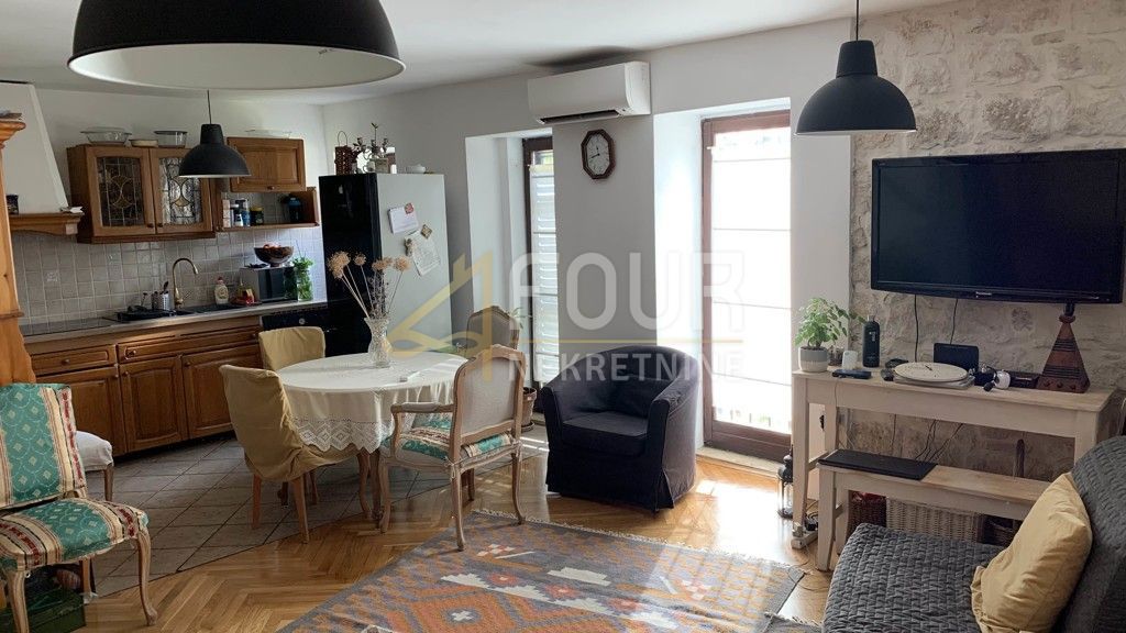 Hiša Rovinj, 183m2