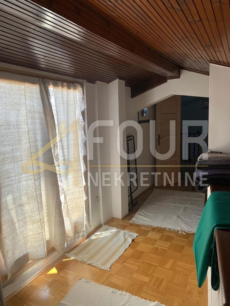 Hiša Rovinj, 183m2