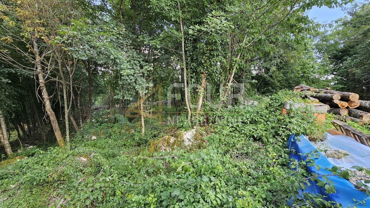 Zemljišče Mali Brgud, Matulji, 1.583m2