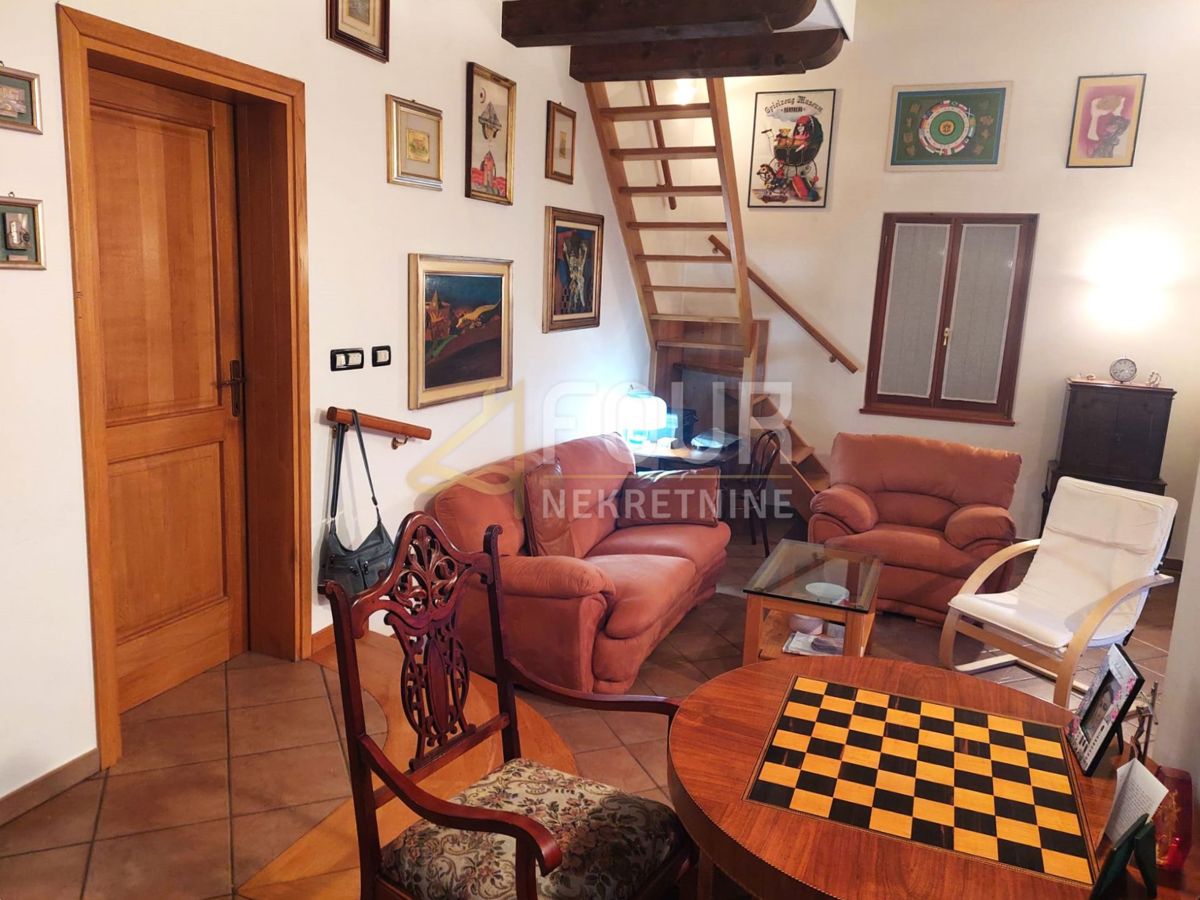 Hiša Buje, 140m2
