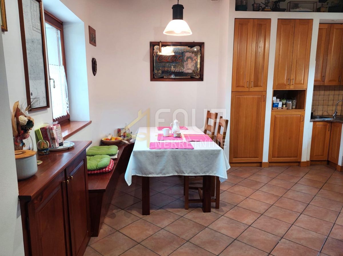 Hiša Buje, 140m2
