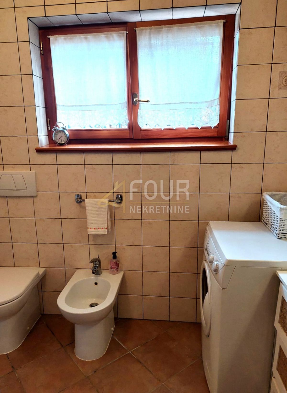 Hiša Buje, 140m2