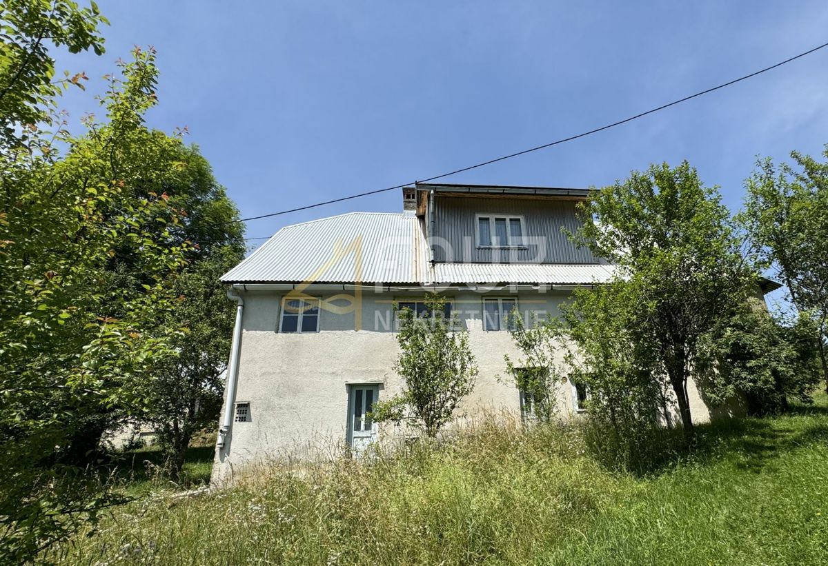 Hiša Čabar, 200m2