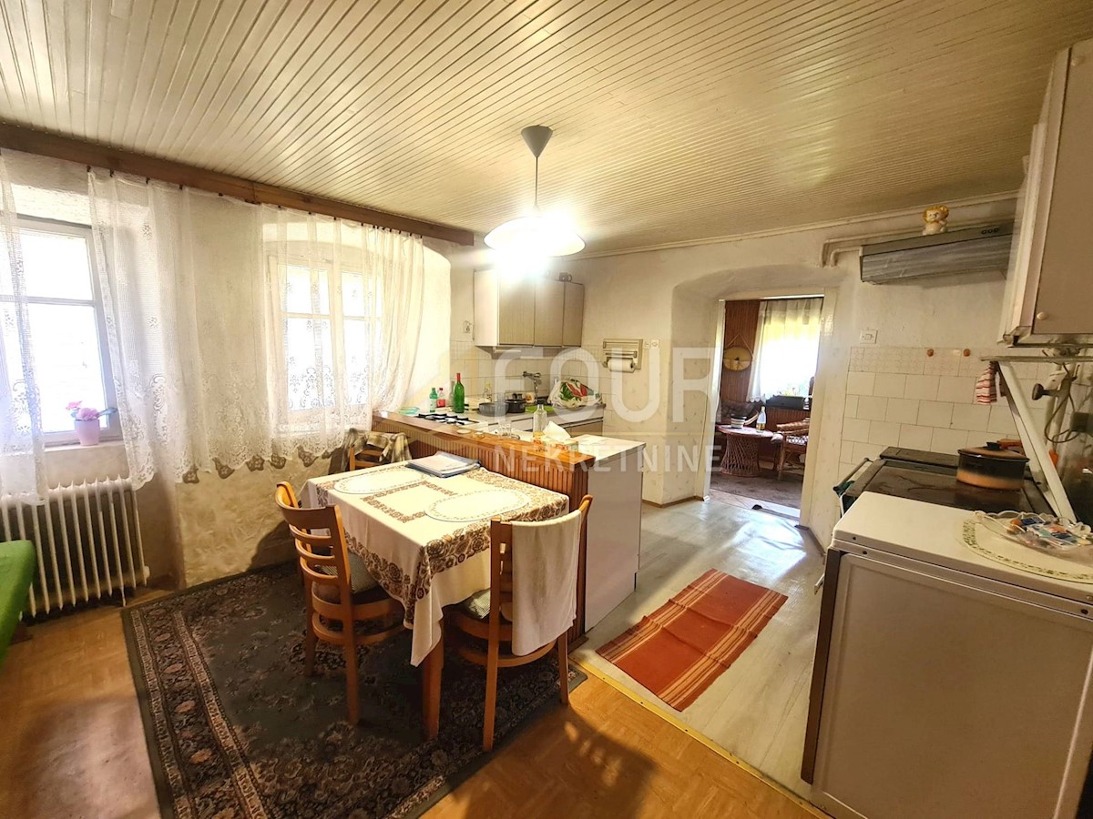 Hiša Lokve, 190m2