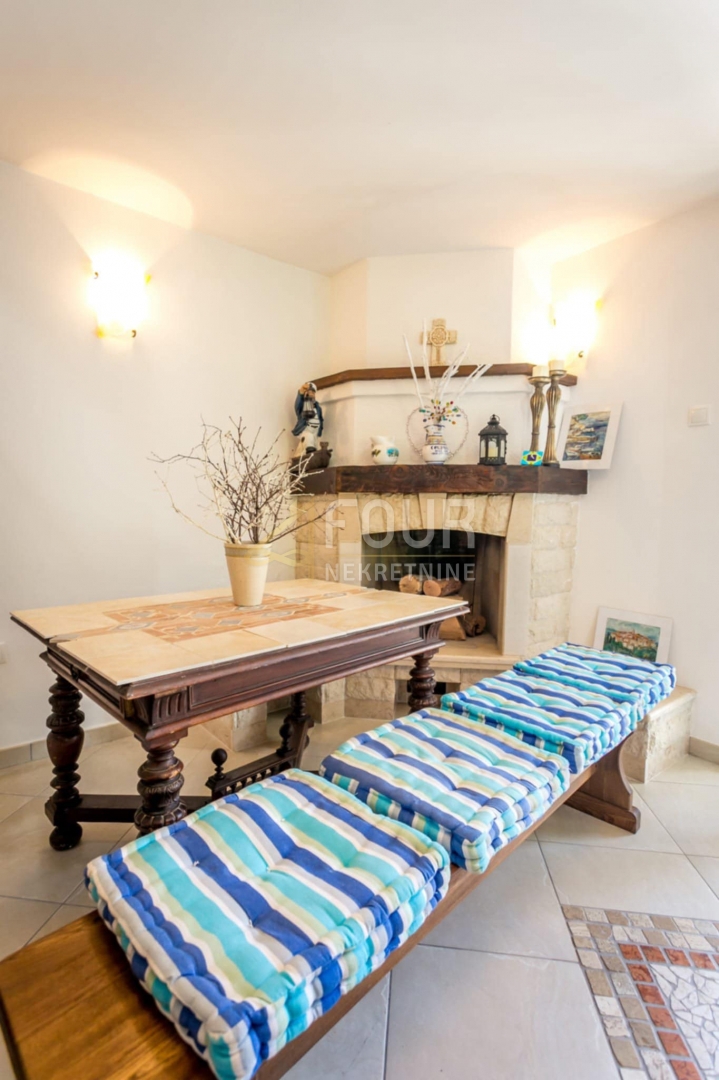 Hiša Beli, Cres, 285m2