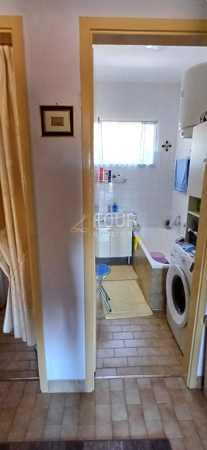 Stanovanje Centar, Pula, 65,69m2