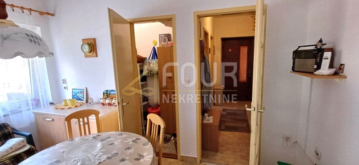 Stanovanje Centar, Pula, 65,69m2