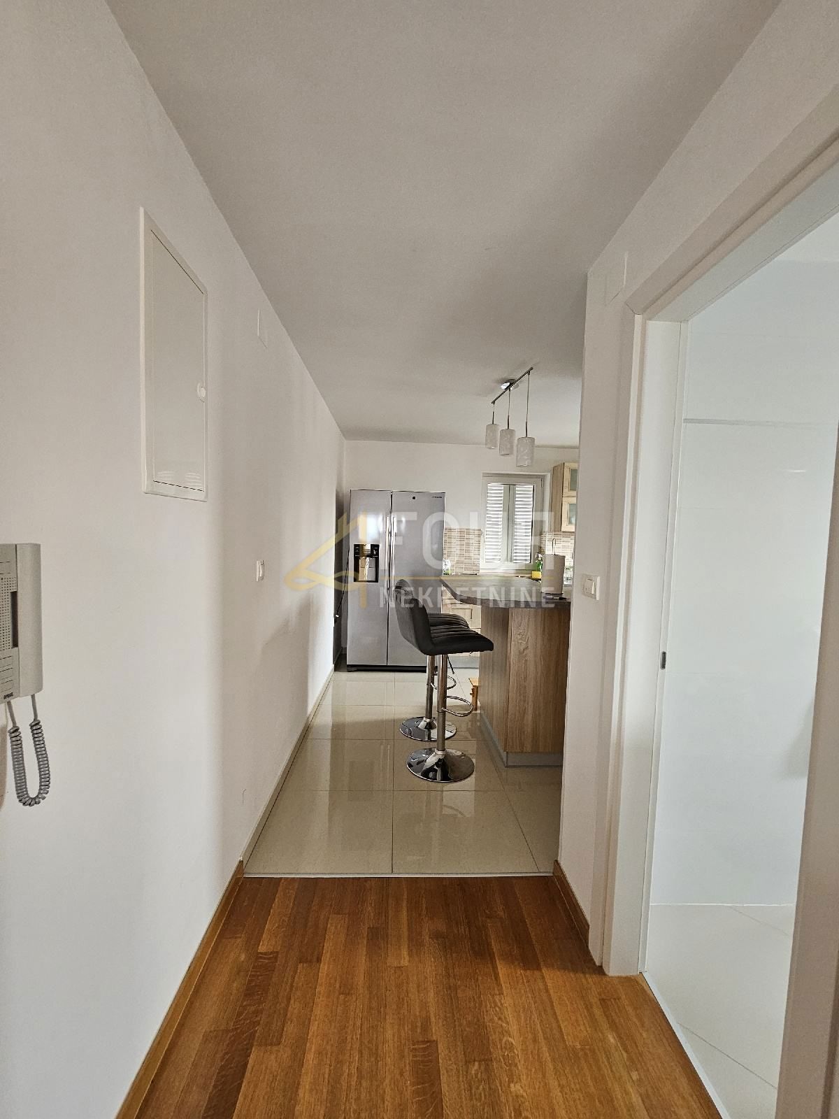 Stanovanje Malinska, Malinska-Dubašnica, 100,02m2