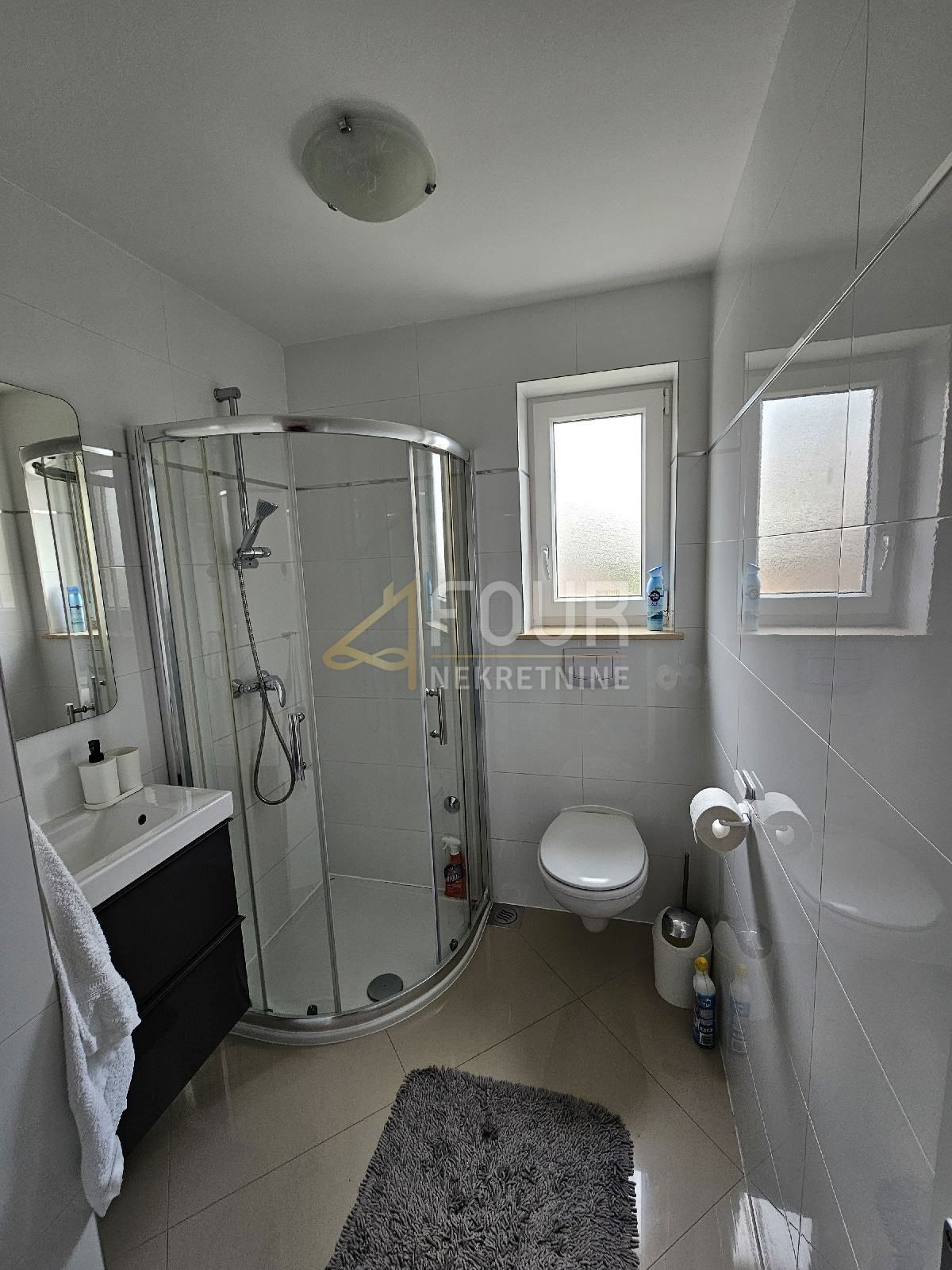 Stanovanje Malinska, Malinska-Dubašnica, 100,02m2