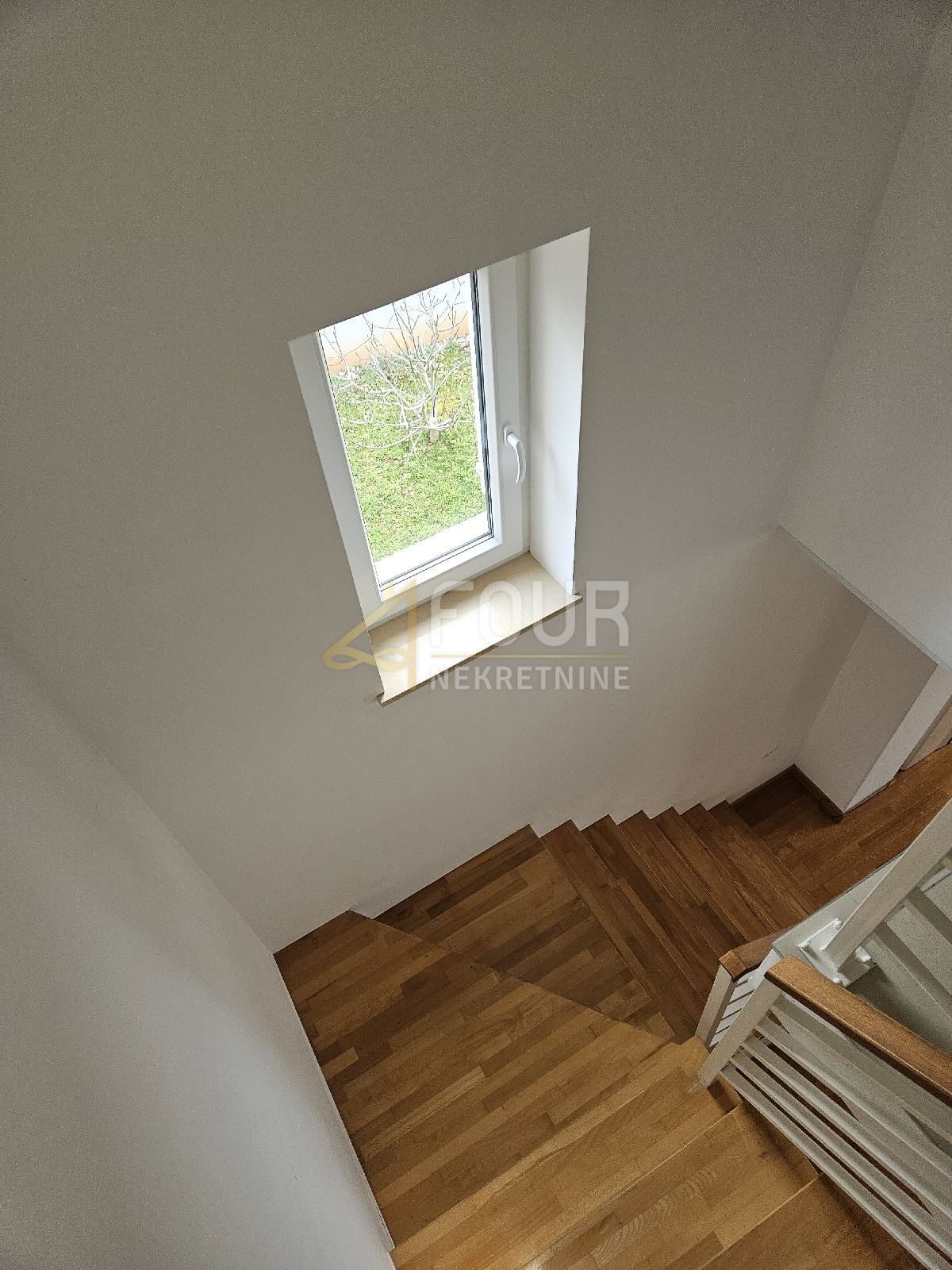 Stanovanje Malinska, Malinska-Dubašnica, 100,02m2
