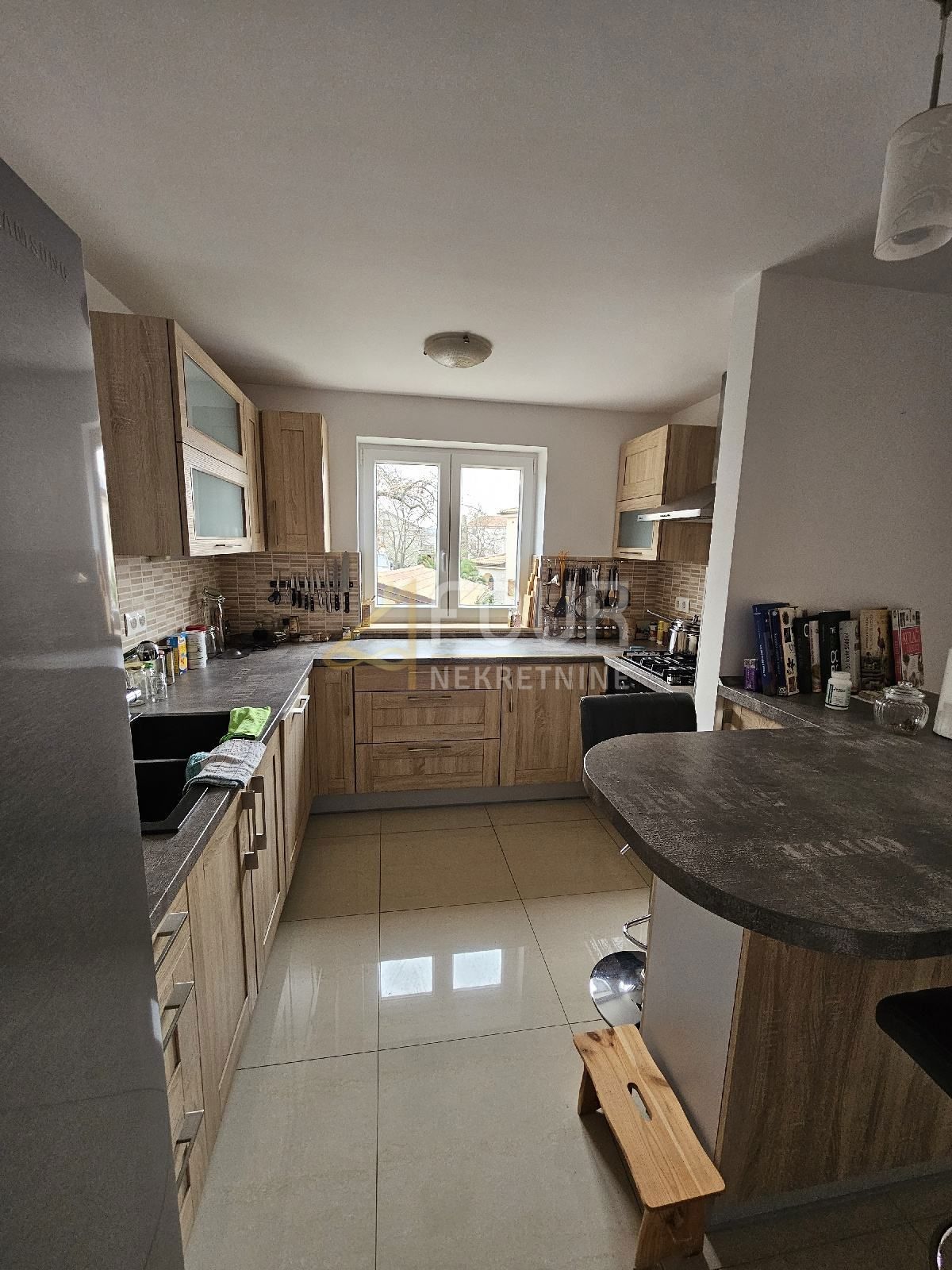 Stanovanje Malinska, Malinska-Dubašnica, 100,02m2