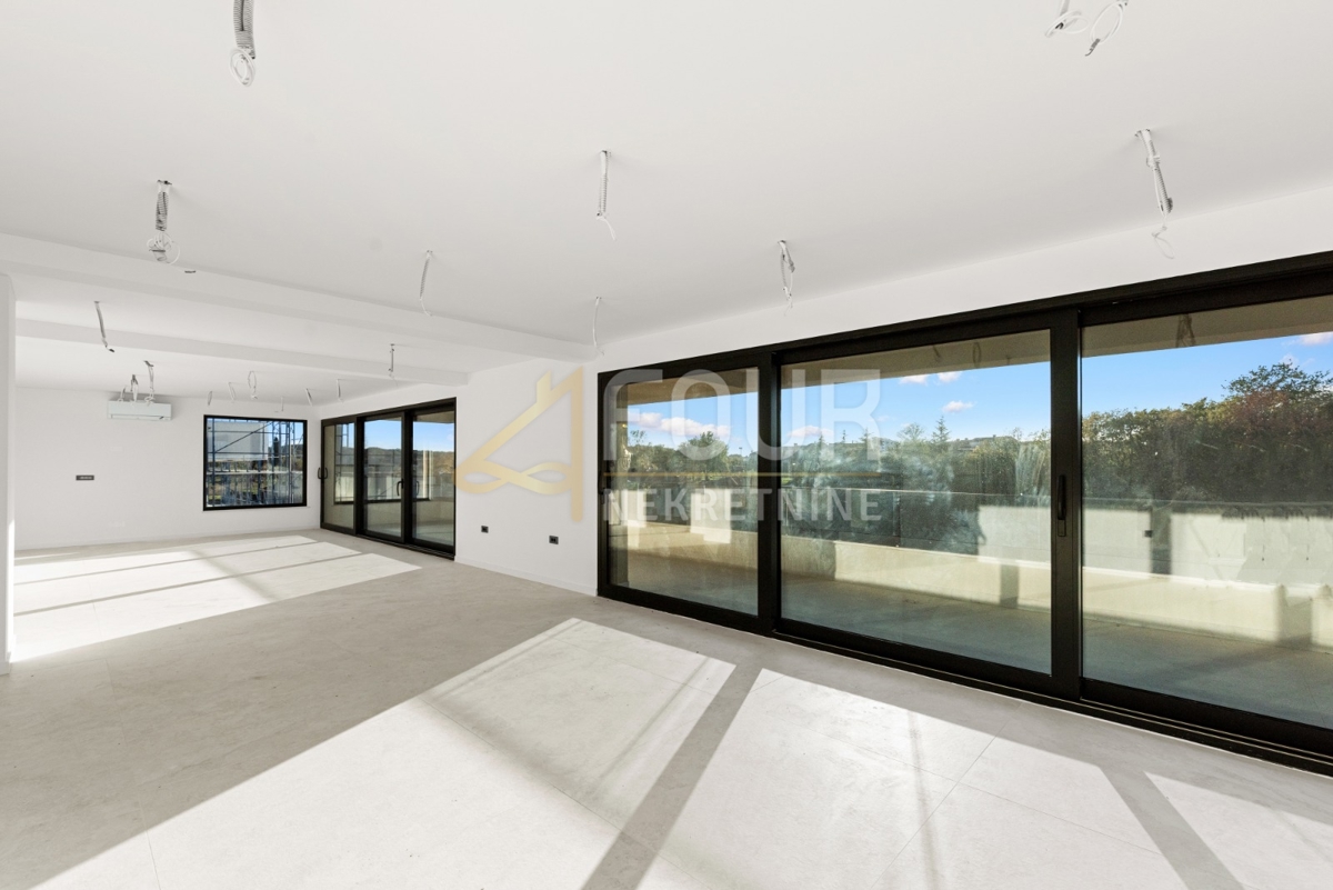 Stanovanje Poreč, 153,35m2